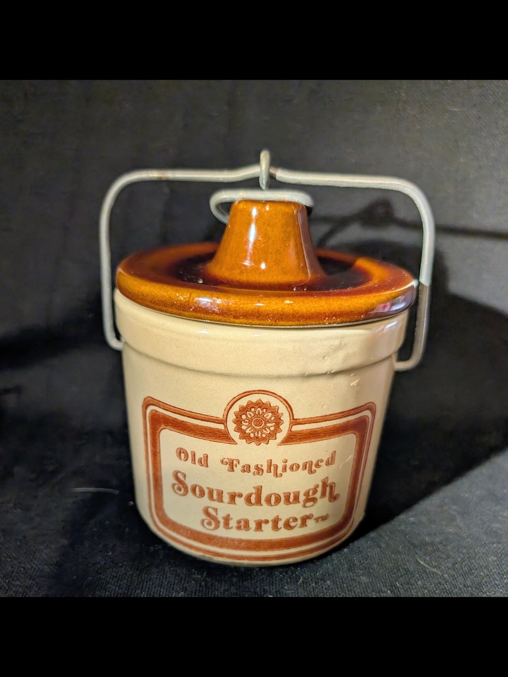 Vintage Ceramic Sourdough Starter Crock Pot with Lid